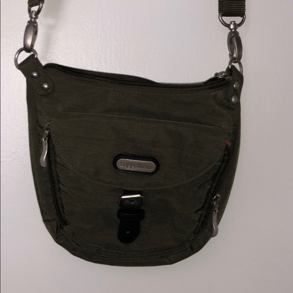 Small baggalini